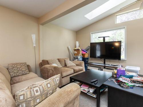 16245 Southglen Place, Surrey, BC 