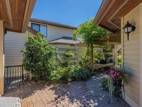 1 1878 Southmere Crescent, Surrey, BC 