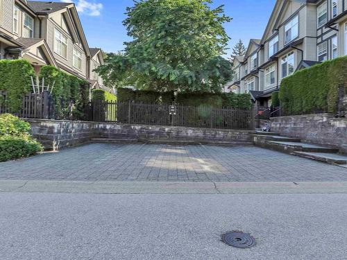 8 15788 104 Avenue, Surrey, BC 