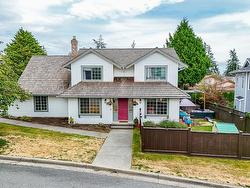 15578 ROPER AVENUE  White Rock, BC V4B 2G5