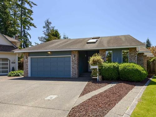 5962 Southpark Close, Surrey, BC 