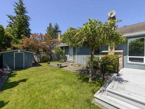 5962 Southpark Close, Surrey, BC 