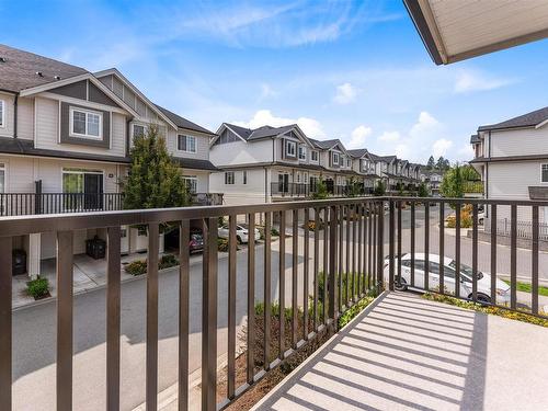 201 13898 64 Avenue, Surrey, BC 