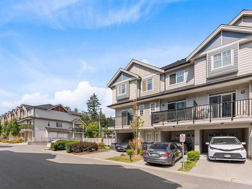 201 13898 64 Avenue, Surrey, BC 