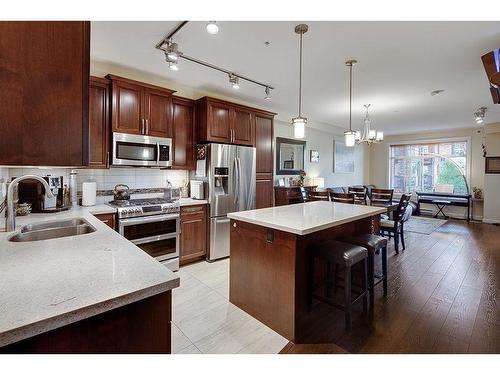 A214 20716 Willoughby Town Centre Drive, Langley, BC 