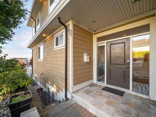 15093 Buena Vista Avenue, White Rock, BC 