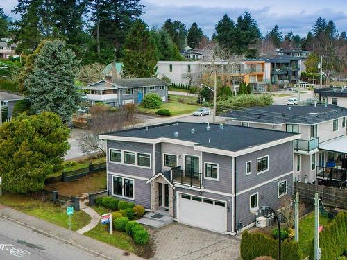 15807 Buena Vista Avenue, White Rock, BC 