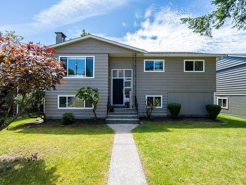 13728 Blackburn Avenue, White Rock, BC 