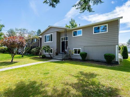 13728 Blackburn Avenue, White Rock, BC 