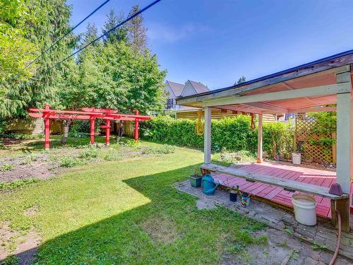 13557 15 Avenue, Surrey, BC 