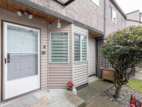 4 7551 140 Street, Surrey, BC 