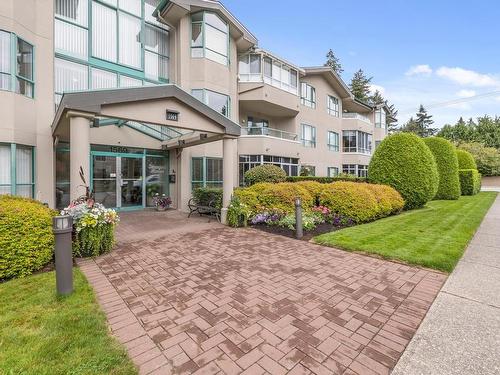 206 1569 Everall Street, White Rock, BC 