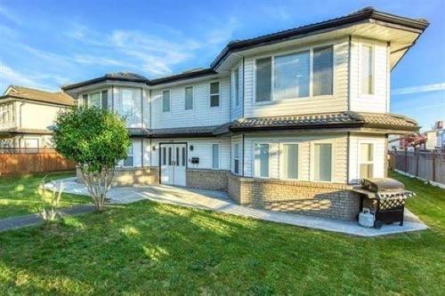 12446 72 Avenue, Surrey, BC 