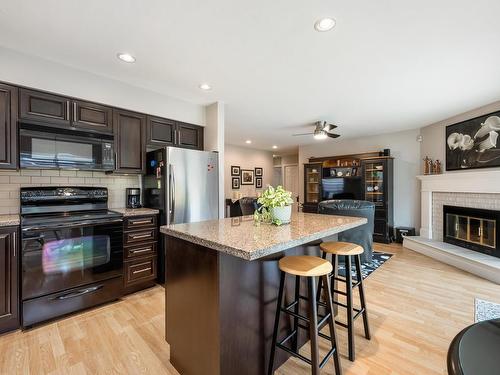 16189 Brookside Grove, Surrey, BC 