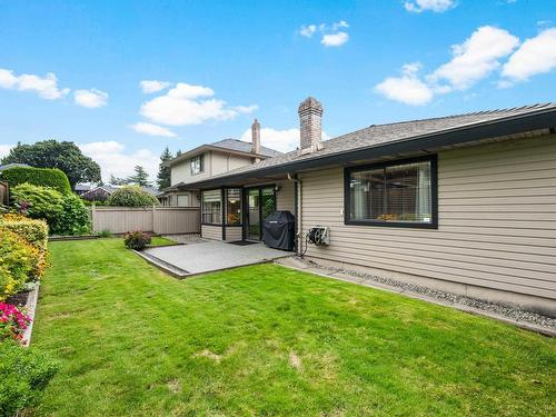 16189 Brookside Grove, Surrey, BC 