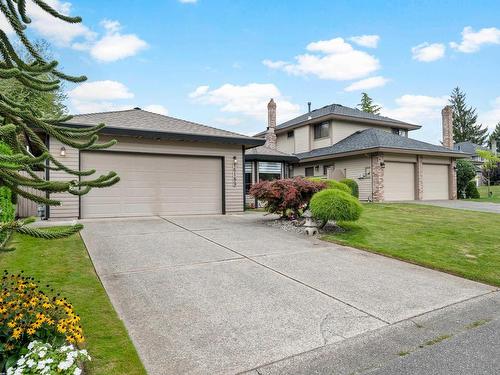 16189 Brookside Grove, Surrey, BC 