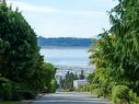 15662 Semiahmoo Avenue, White Rock, BC 