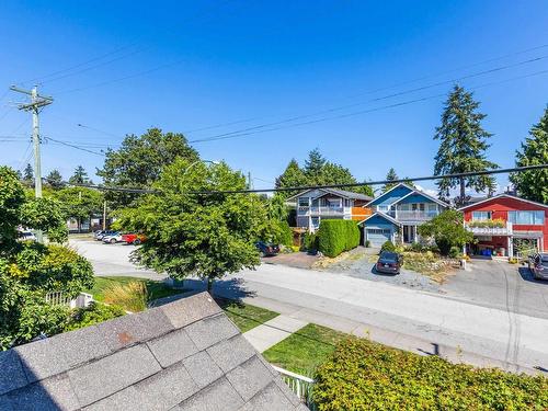 302 15621 Marine Drive, White Rock, BC 