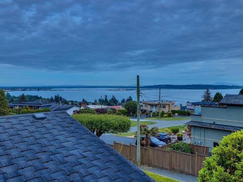 15568 Cliff Avenue, White Rock, BC 