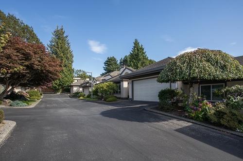 2 12957 17 Avenue, Surrey, BC 