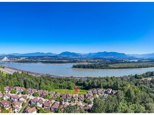 11397 154A Street, Surrey, BC 