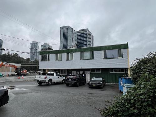 10492 City Parkway, Surrey, BC 