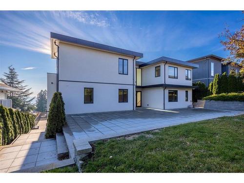 15493 Royal Avenue, White Rock, BC 