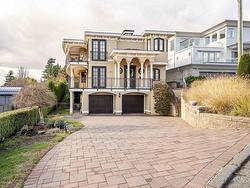 1375 KERFOOT ROAD  White Rock, BC V4B 3L5