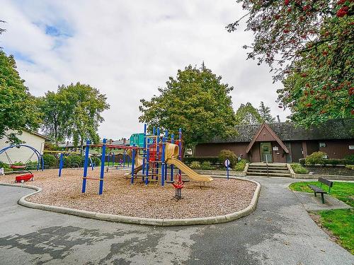 205 13893 74 Avenue, Surrey, BC 