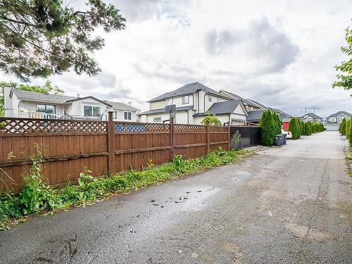 5884 184 Avenue, Surrey, BC 