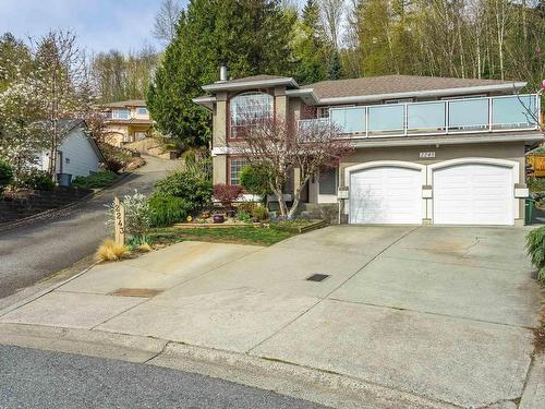 2245 Foothills Court, Abbotsford, BC 