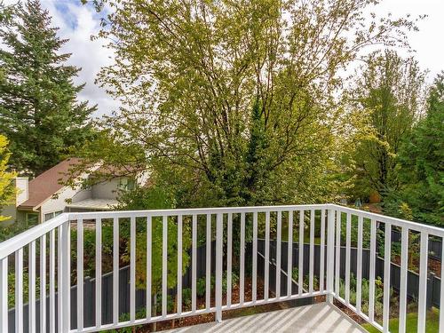 8 19330 Fairway Drive, Langley, BC 