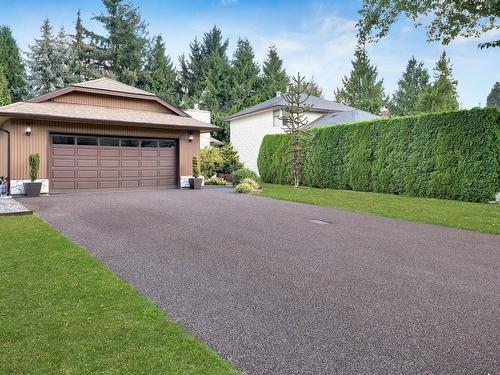 15527 94Th Avenue, Surrey, BC 