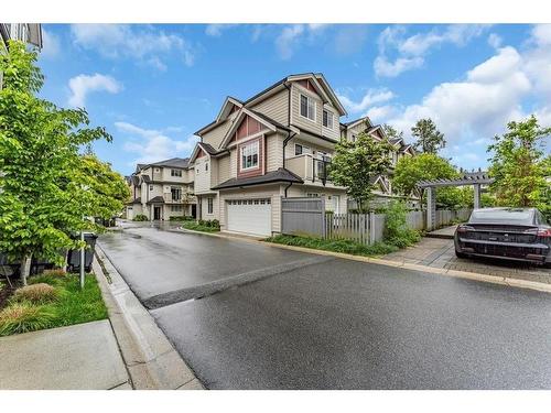 113 13898 64 Avenue, Surrey, BC 