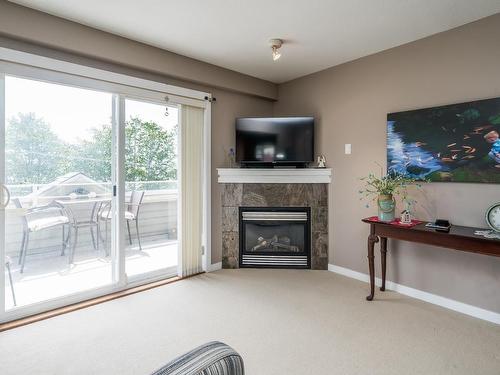 315 15621 Marine Drive, White Rock, BC 