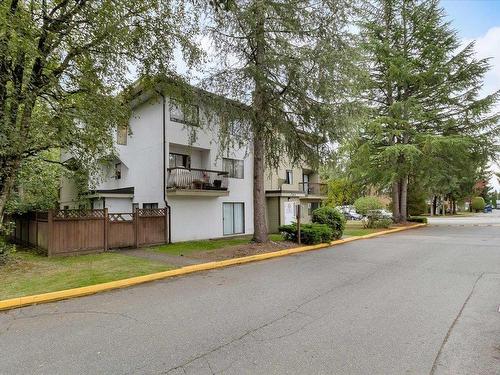 202 7064 133B Street, Surrey, BC 