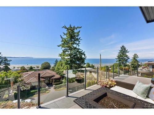 1259 Everall Street, White Rock, BC 