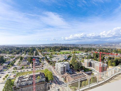 602 13318 104 Avenue, Surrey, BC 