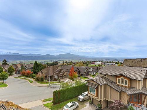 2670 Mahogany Drive, Abbotsford, BC 