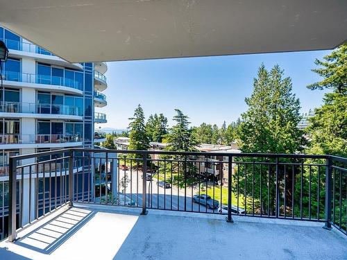 502 1550 Martin Street, White Rock, BC 