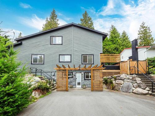 5786 Aberdeen Street, Surrey, BC 