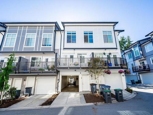 68 5867 129 Street, Surrey, BC 