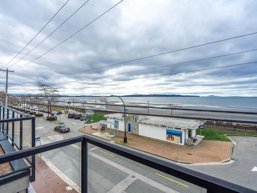 301 15449 Marine Drive, White Rock, BC 