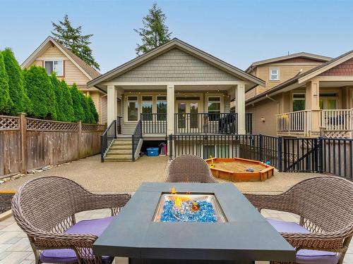 15489 Thrift Avenue, White Rock, BC 