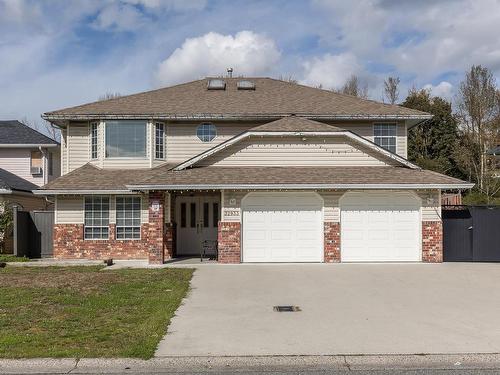 32933 Harwood Place, Abbotsford, BC 