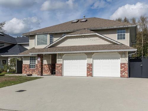 32933 Harwood Place, Abbotsford, BC 