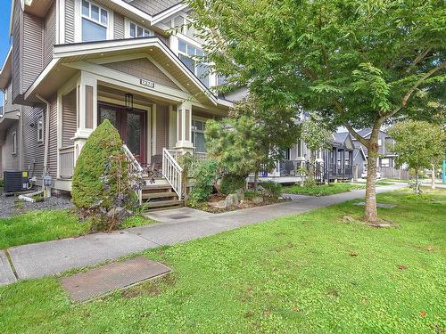 7371 194A Street, Surrey, BC 