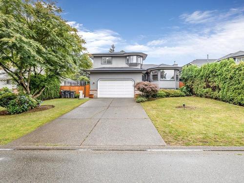 5653 Sundale Grove, Surrey, BC 