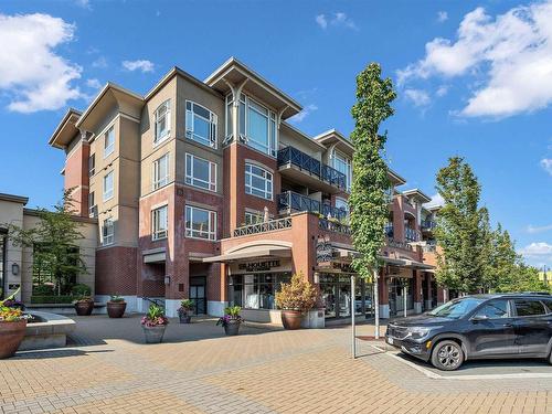 223 2970 King George Boulevard, Surrey, BC 