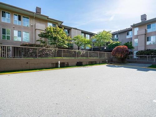 311 14981 101A Avenue, Surrey, BC 